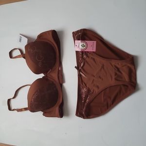 Paris pink Size M 34B multicolor
